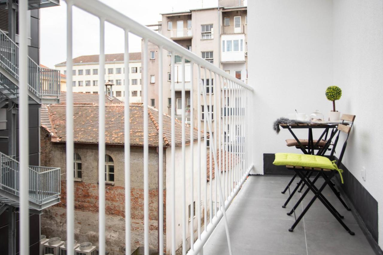 Design City Center Apartments Near Park Zrinjevac Zagreb Exteriör bild