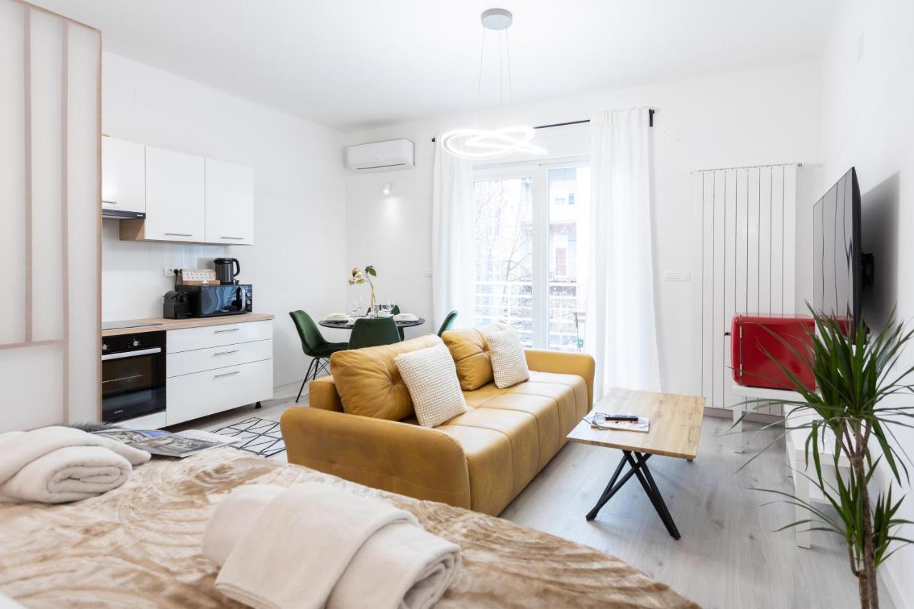 Design City Center Apartments Near Park Zrinjevac Zagreb Exteriör bild