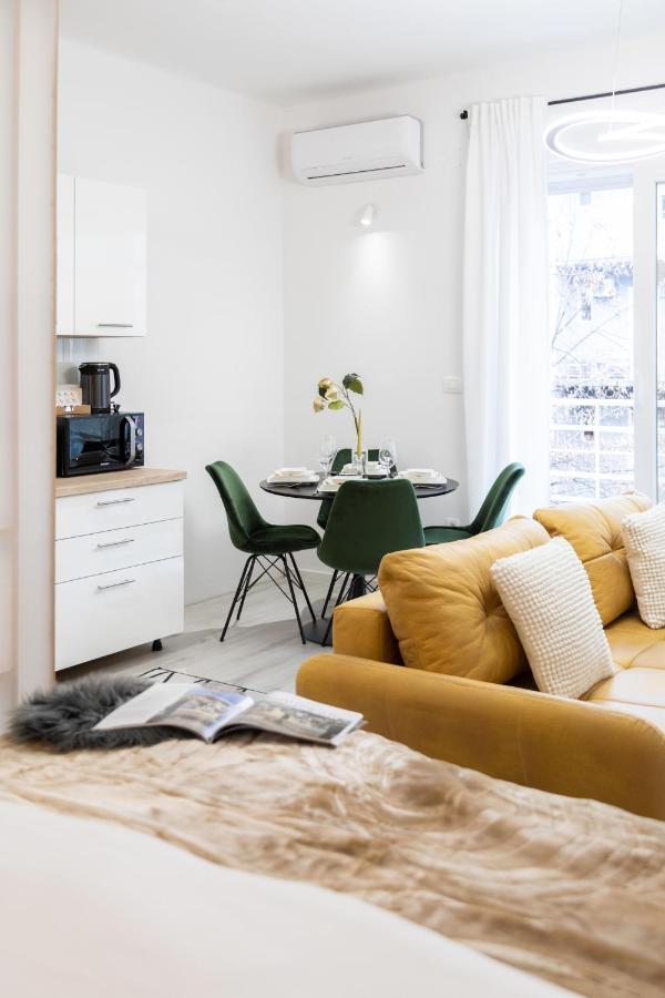 Design City Center Apartments Near Park Zrinjevac Zagreb Exteriör bild